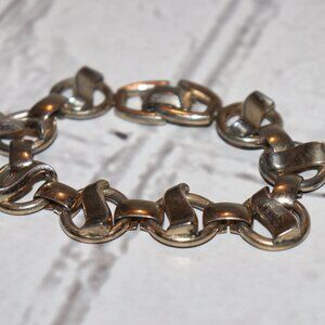 Beautiful vintage gold statement bracelet 7"